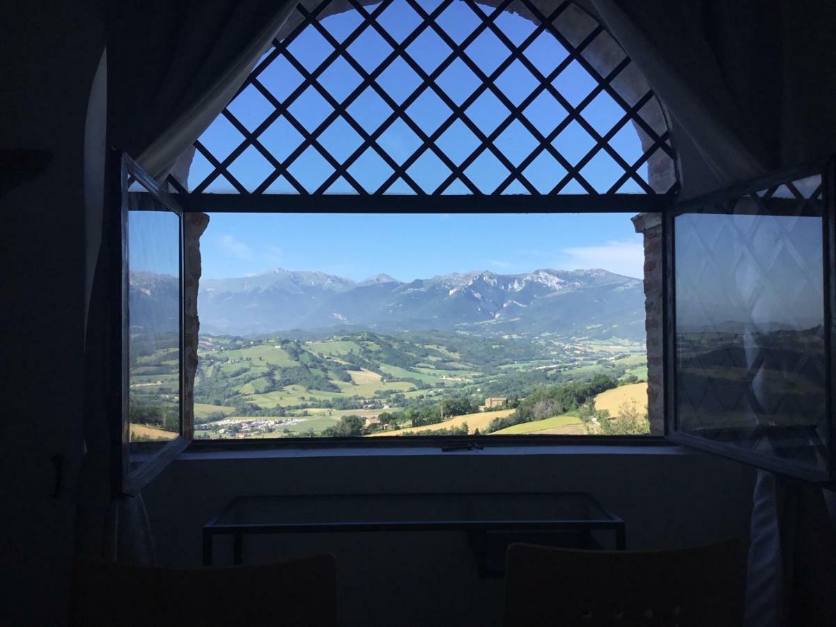 Est Locanda San Ginesio Kültér fotó